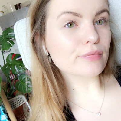 Lara zoekt een Kamer / Huurwoning / Studio / Appartement in Leiden