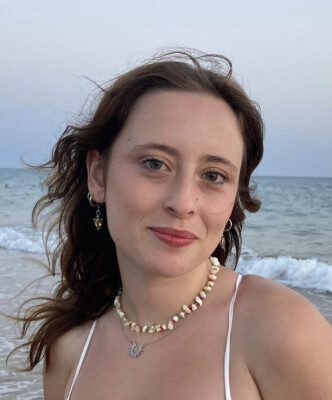 Gabriela is looking for a Room / Rental Property / Studio / Apartment in Leiden