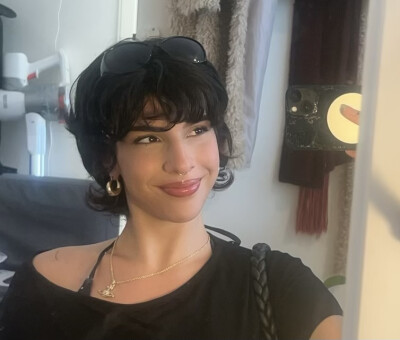 MANIA GESTHIMANI is looking for a Room / Rental Property / Studio / Apartment in Leiden