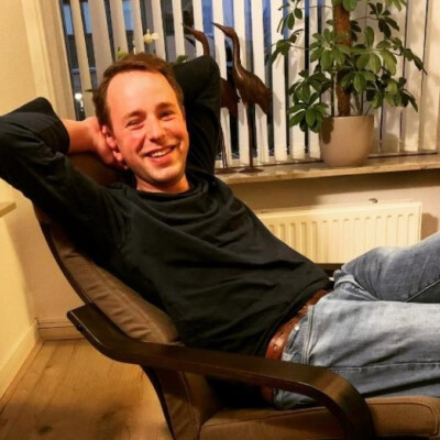 Arie zoekt een Kamer / Huurwoning / Studio / Appartement in Leiden